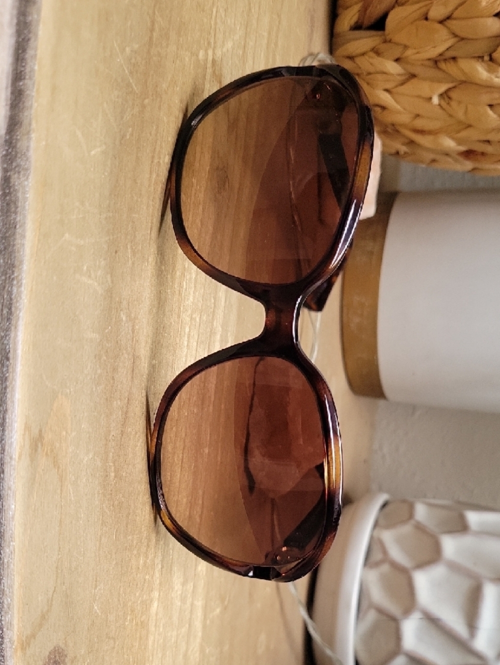 COACH Kissing C Tortoiseshell Brown Womans Sunglasses - Picture 7 of 7